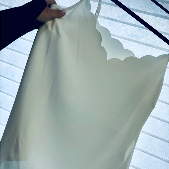 Scalloped Ted Baker Tank in white. - Picture 4 of 5